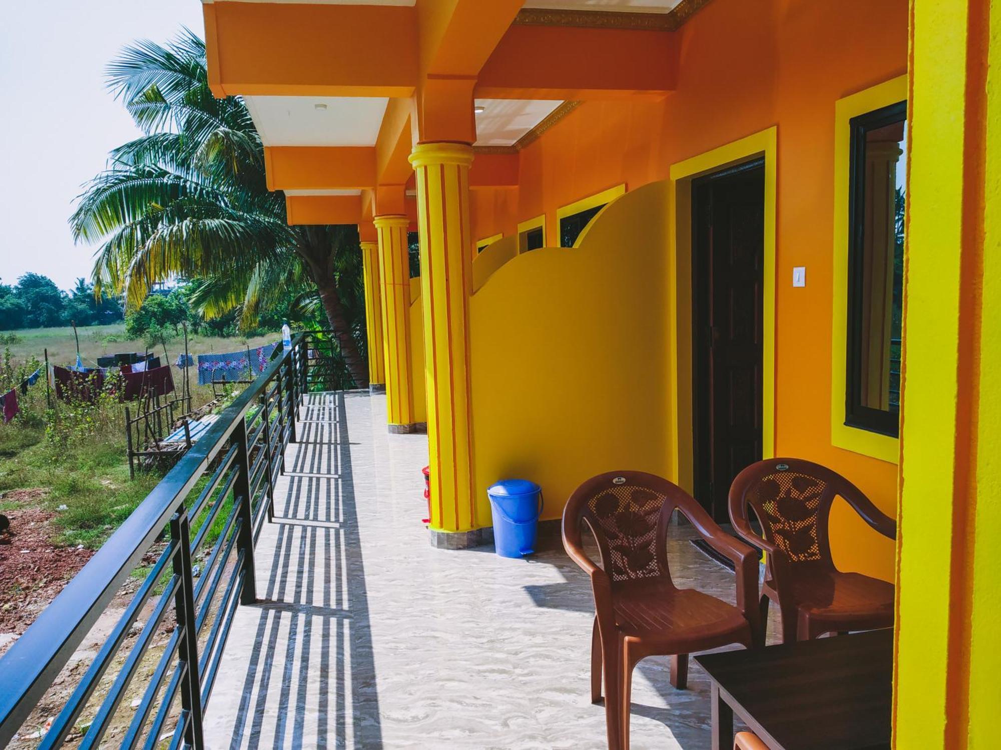 Sai Guru Guest House Анжуна Экстерьер фото