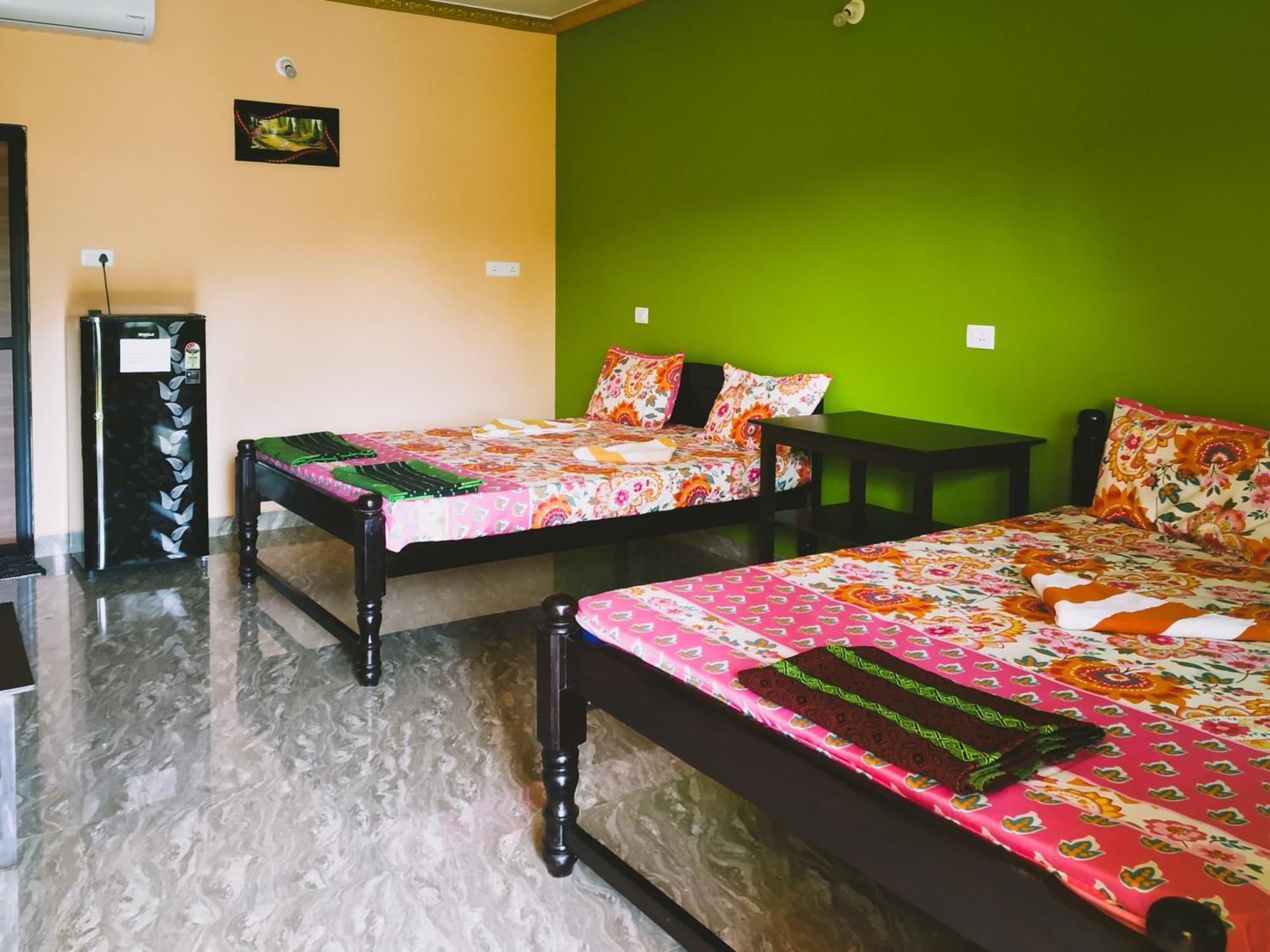 Sai Guru Guest House Анжуна Экстерьер фото