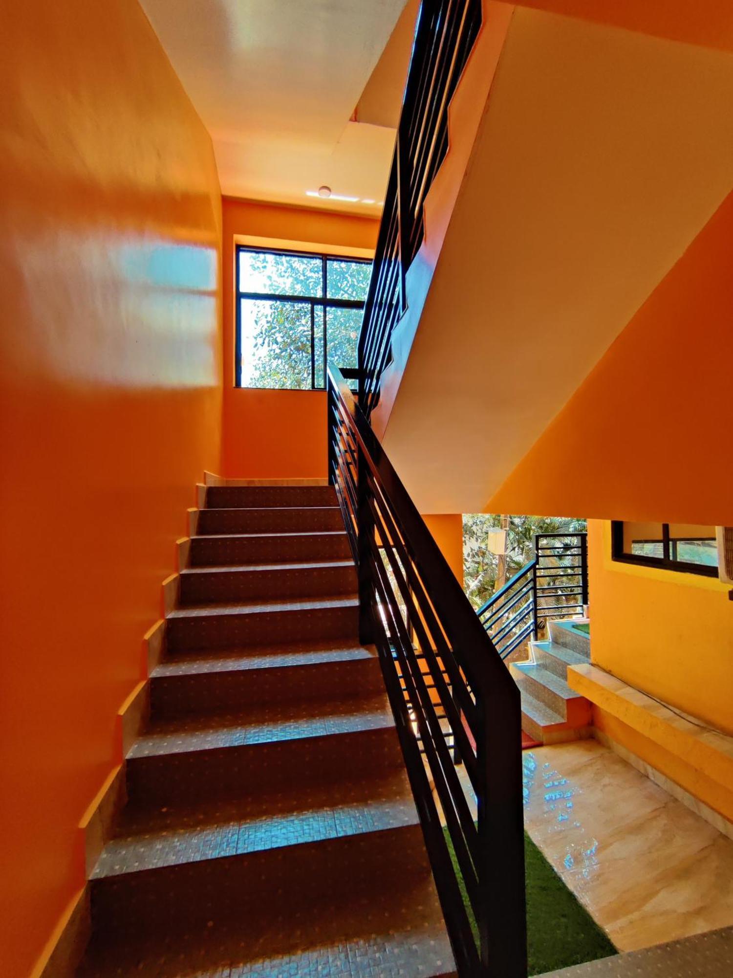 Sai Guru Guest House Анжуна Экстерьер фото