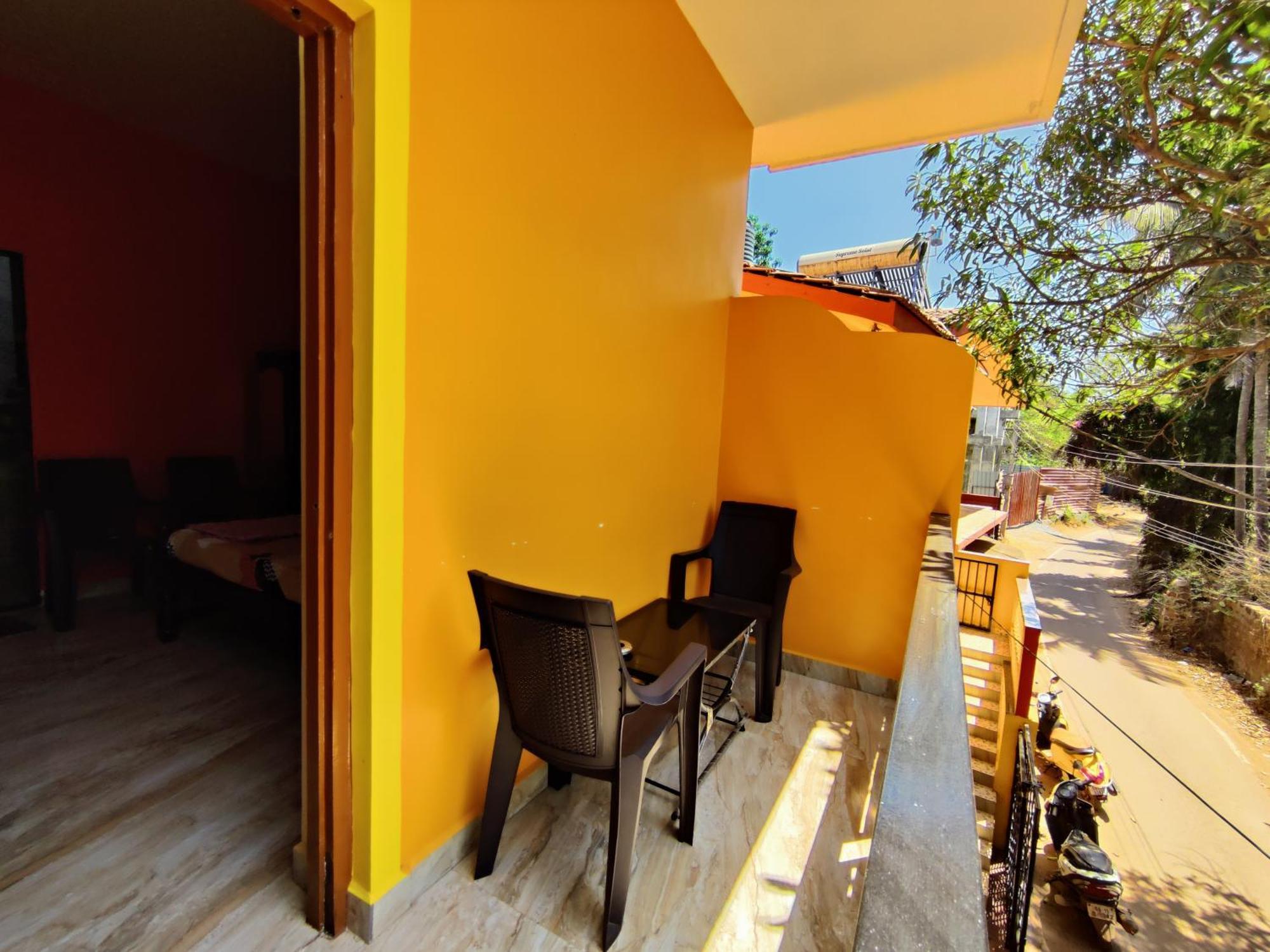 Sai Guru Guest House Анжуна Экстерьер фото