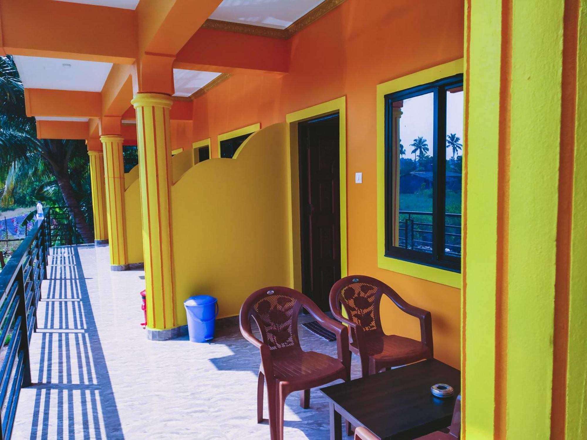 Sai Guru Guest House Анжуна Экстерьер фото